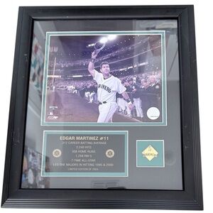 Collector’s Edition Edgar Martinez 2004 commemorative plaque
